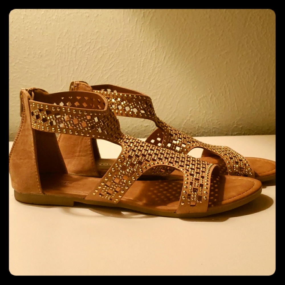 Sandals ( various sizes )